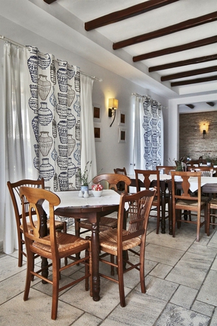 Imagen del bar/restaurante del Hotel Pelican Bay. Foto 3