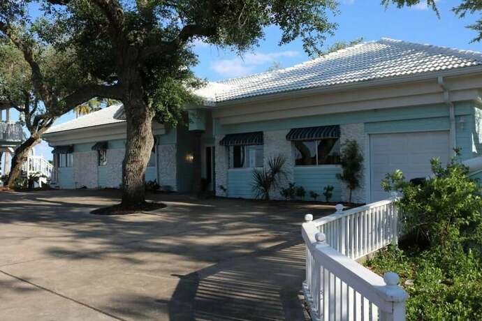 Imagen general del Hotel Pelican Bay Resort. Foto 9