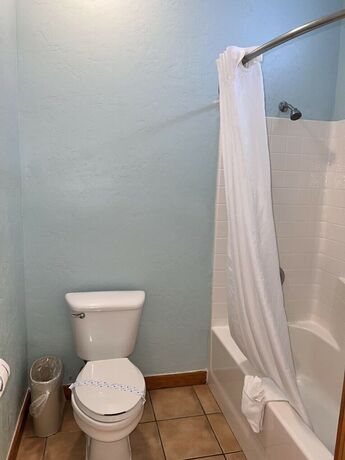 Imagen de la habitación del Hotel Pelican Bay Resort. Foto 12