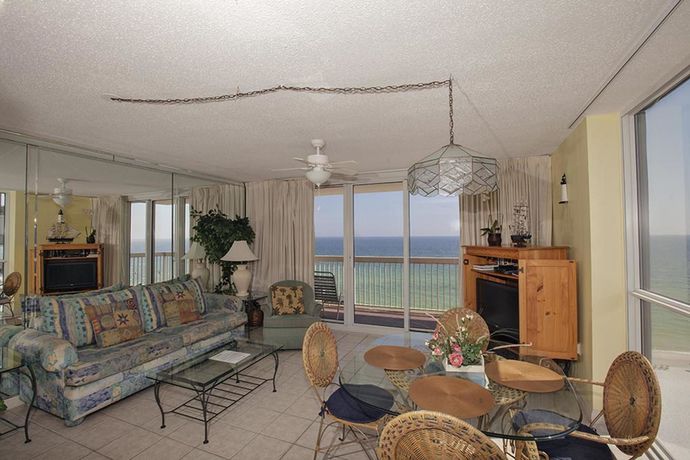 Imagen de la habitación del Hotel Pelican Beach Resort By Panhandle Getaways. Foto 4