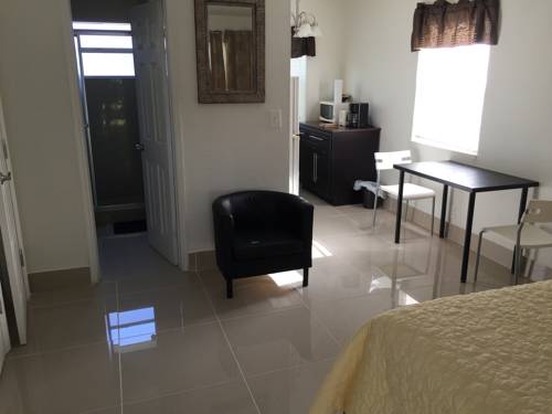 Imagen de la habitación del Hotel Pelican By The Sea. Foto 5