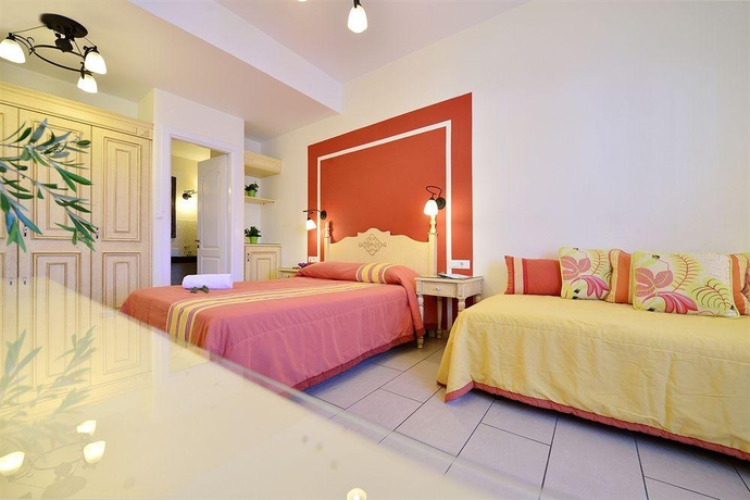 Imagen general del Hotel Pelican. Foto 13