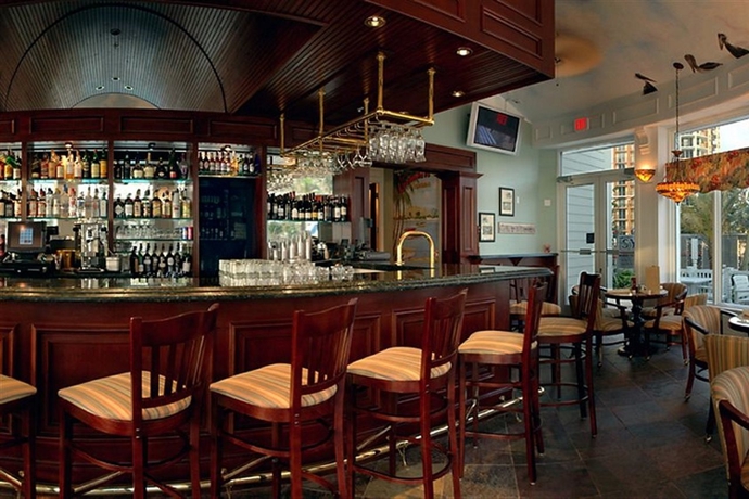 Imagen general del Hotel Pelican Grand Beach Resort. Foto 3