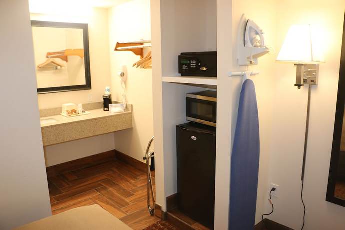 Imagen de la habitación del Hotel Pelican Inn. Foto 5