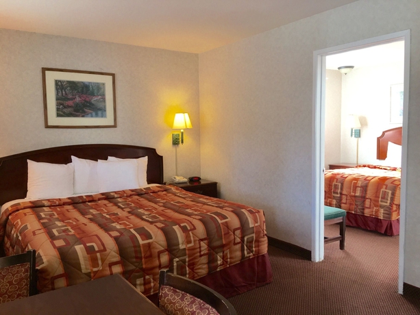 Imagen de la habitación del Hotel Pelican Inn Monterey. Foto 7