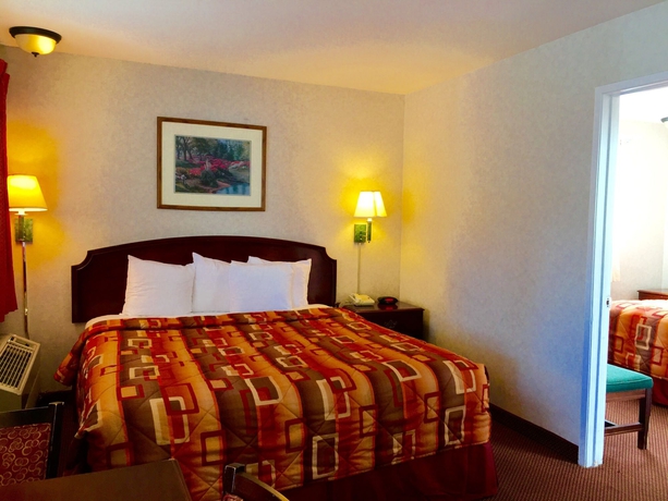 Imagen de la habitación del Hotel Pelican Inn Monterey. Foto 10