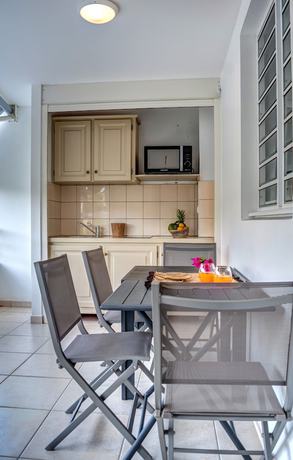 Imagen de la habitación del Hotel Pelican, L'Enclos. Foto 14