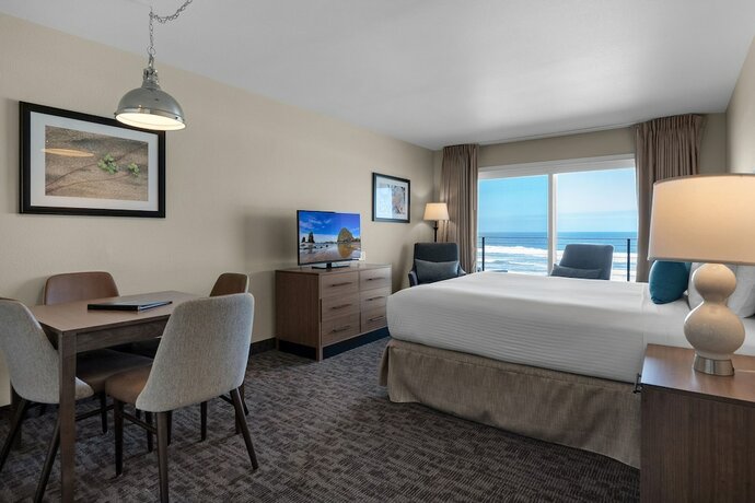 Imagen general del Hotel Pelican Shores Inn. Foto 14