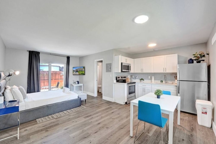 Imagen de la habitación del Hotel Pelican by Stay Hospitality. Foto 8