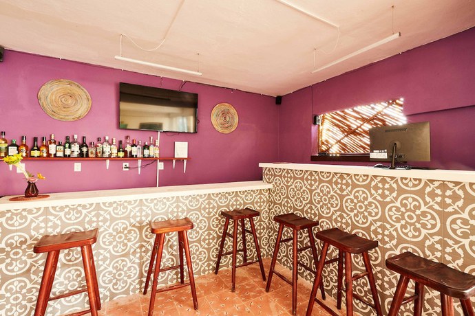 Imagen del bar/restaurante del Hotel Pelicano. Foto 2