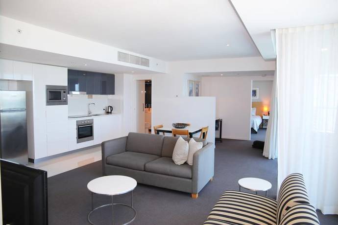 Imagen de la habitación del Hotel Pelicanstay Surfer Paradise Condo. Foto 5