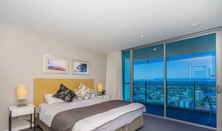 Imagen de la habitación del Hotel Pelicanstay Surfer Paradise Condo. Foto 10