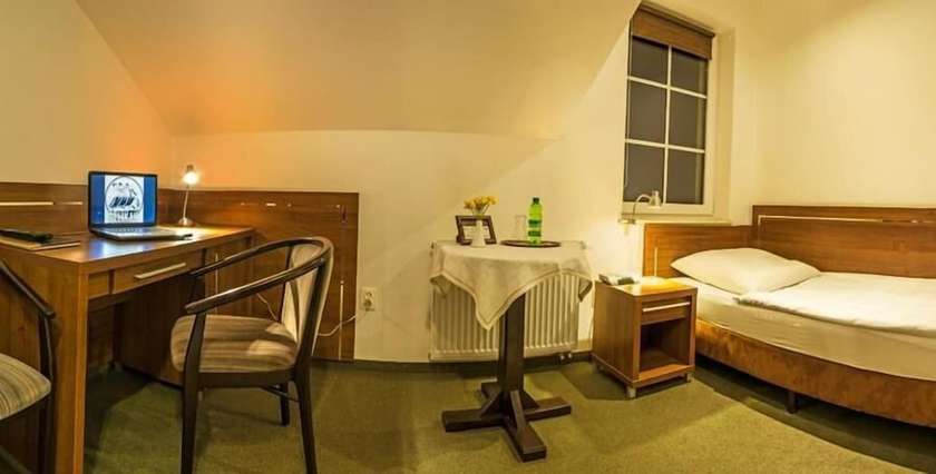 Imagen de la habitación del Hotel Pelikan, Aleksandrow Lodzki. Foto 8