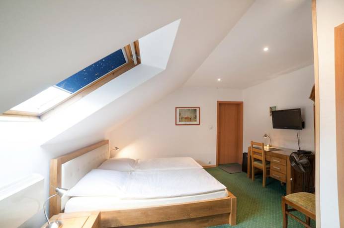 Imagen de la habitación del Hotel Pelikan, Aleksandrow Lodzki. Foto 10