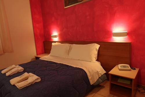 Imagen de la habitación del Hotel Pellegrino E Pace. Foto 10