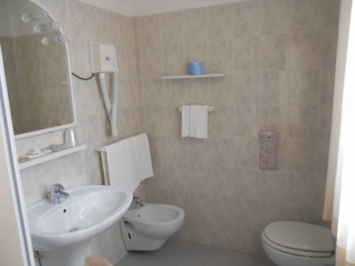 Imagen de la habitación del Hotel Pellegrino E Pace. Foto 15