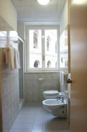 Imagen de la habitación del Hotel Pellegrino E Pace. Foto 16