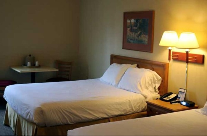 Imagen general del Hotel Pellston Lodge, Van. Foto 4