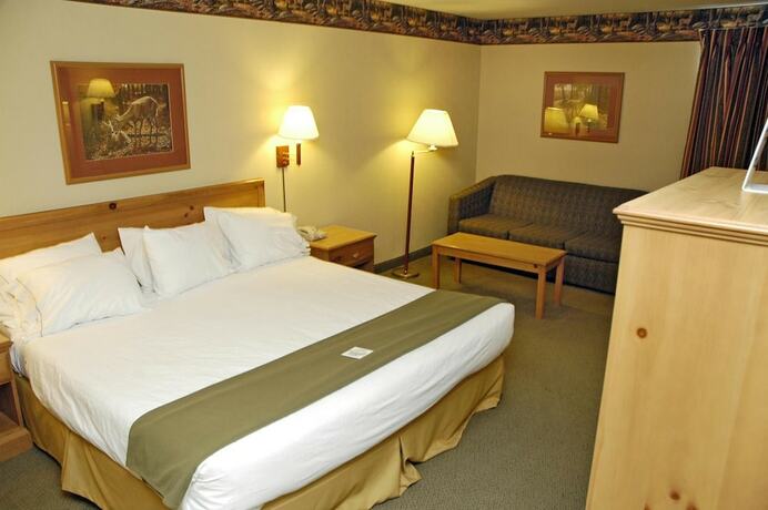 Imagen general del Hotel Pellston Lodge, Van. Foto 6