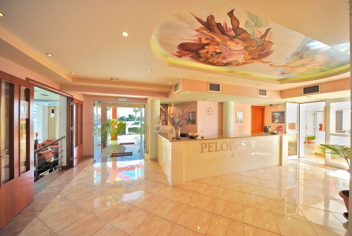 Imagen de los interiores del Hotel Pelopas Resort. Foto 12