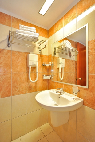Imagen de la habitación del Hotel Pelopas Resort. Foto 10