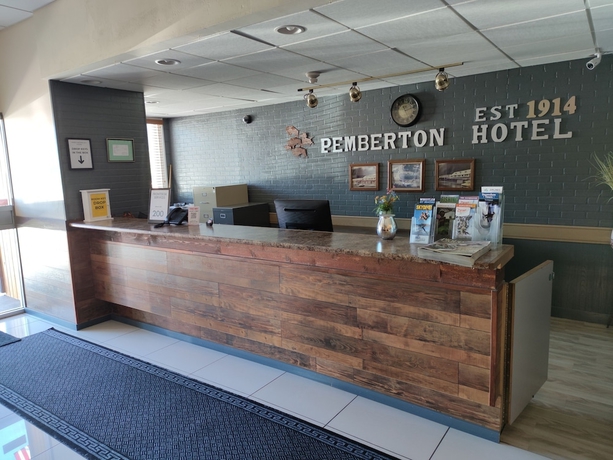 Imagen de los interiores del Hotel Pemberton. Foto 19