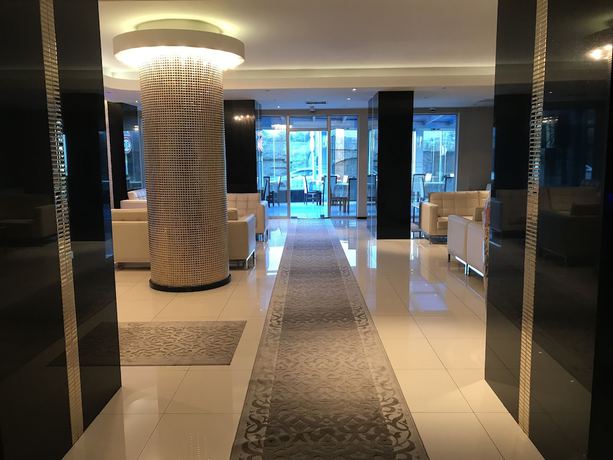 Imagen de los interiores del Hotel Pen. Foto 18