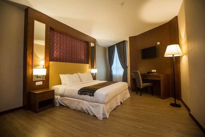 Imagen de la habitación del Hotel Pen Mutiara. Foto 5