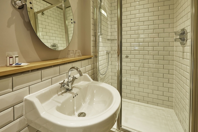 Imagen de la habitación del Hotel Pen and Parchment Inn by Greene King Inns. Foto 14