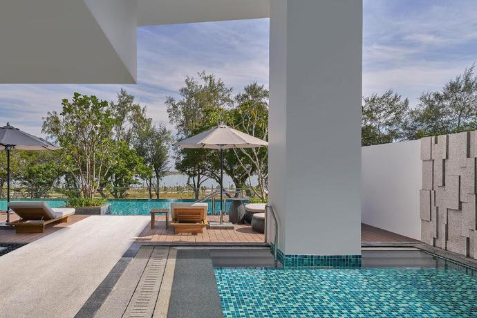 Imagen de la piscina del Hotel Penang Marriott. Foto 48