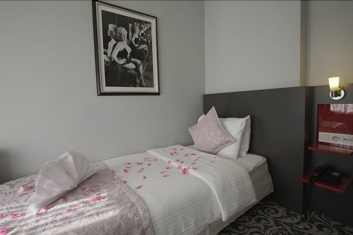 Imagen de la habitación del Hotel Pendik Marine. Foto 5