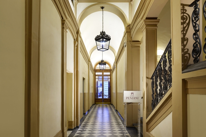 Imagen de los interiores del Hotel Pendini. Foto 13