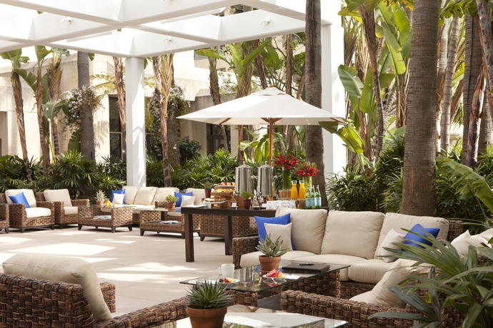 Imagen de los exteriores del Hotel Pendry Newport Beach. Foto 11