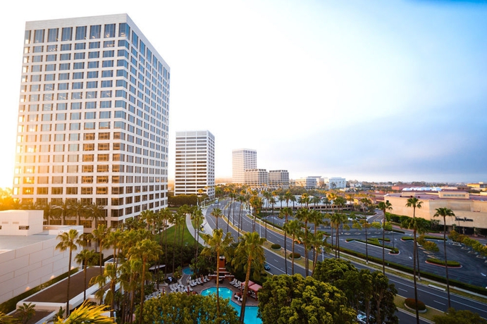 Imagen de los exteriores del Hotel Pendry Newport Beach. Foto 13