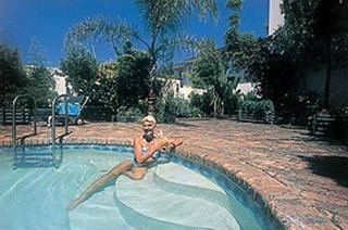 Imagen de la piscina del Hotel Pendula Lodge. Foto 2
