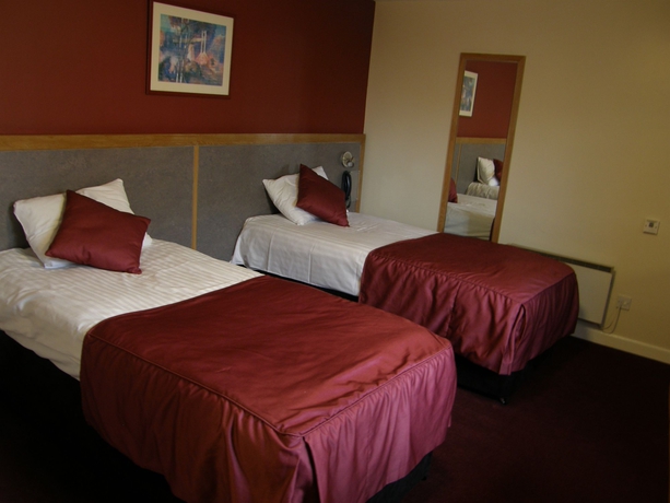 Imagen de la habitación del Hotel Pendulum. Foto 5