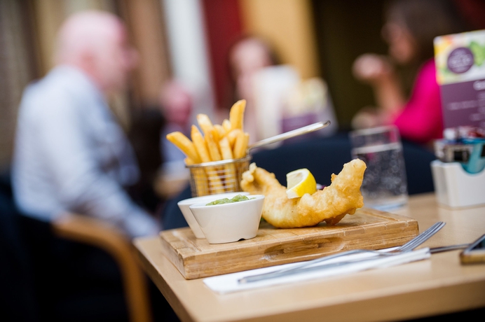 Imagen del bar/restaurante del Hotel Pendulum. Foto 4