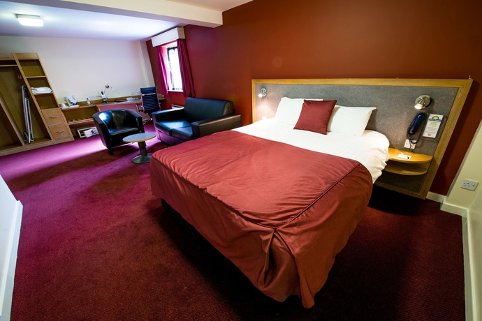 Imagen de la habitación del Hotel Pendulum. Foto 10