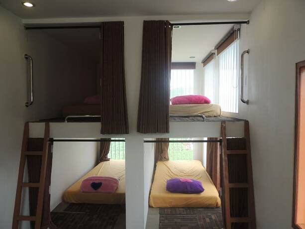 Imagen de la habitación del Hotel Penginapan Dieng 0km. Foto 18
