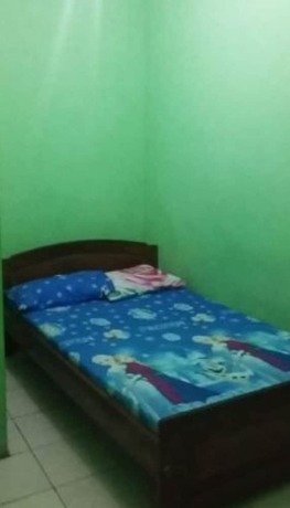 Imagen de la habitación del Hotel Penginapan Istana. Foto 15