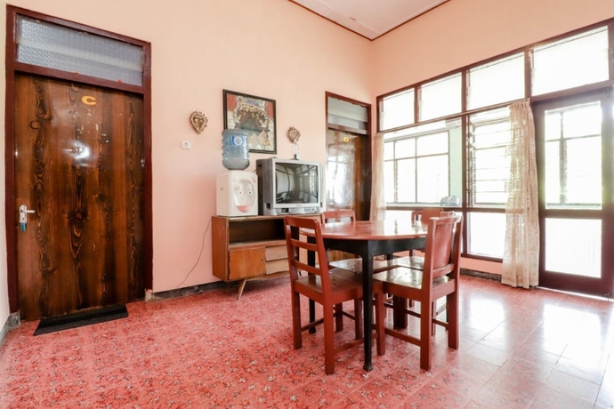 Imagen de la habitación del Hotel Penginapan Sedyo Rahayu. Foto 19