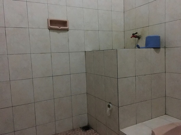 Imagen de la habitación del Hotel Penginapan Vionna. Foto 15