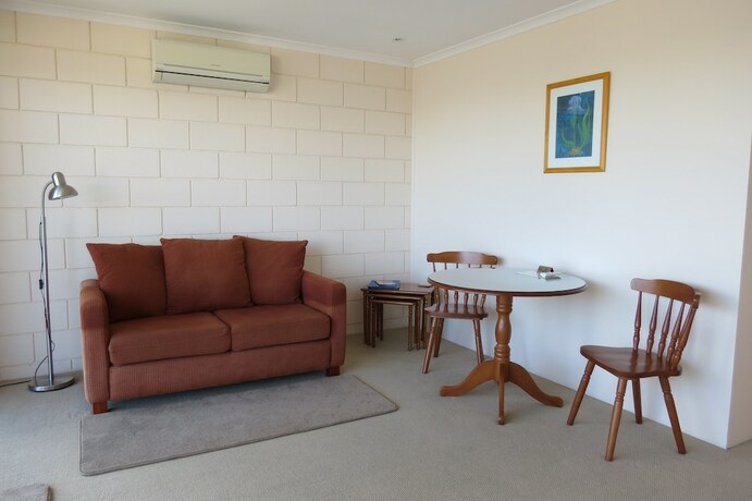 Imagen general del Hotel Penguin Mews. Foto 10