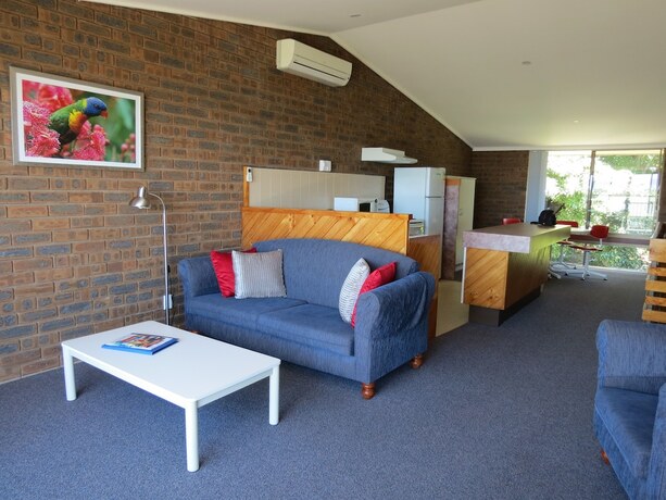 Imagen de la habitación del Hotel Penguin Mews. Foto 17
