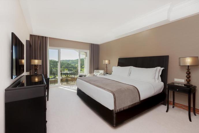 Imagen de la habitación del Hotel Penha Longa Resort. Foto 3