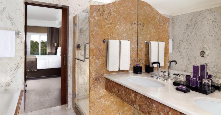 Imagen de la habitación del Hotel Penha Longa Resort. Foto 7