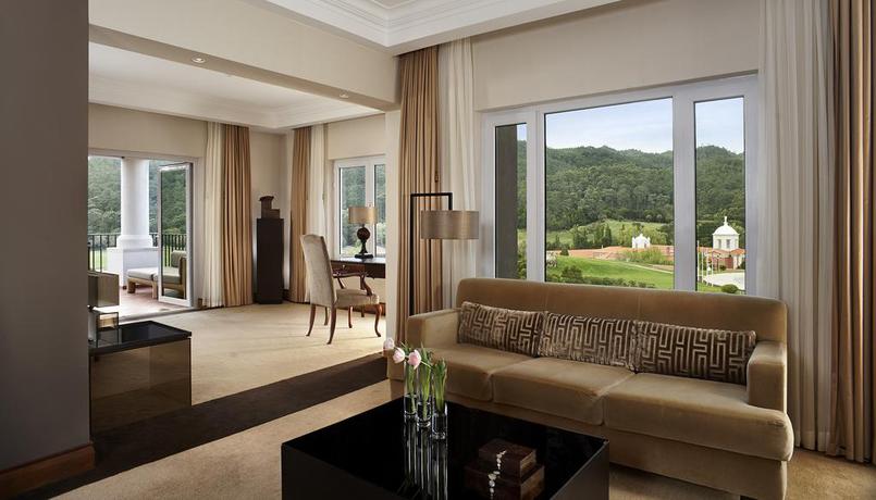 Imagen de los interiores del Hotel Penha Longa Resort. Foto 26