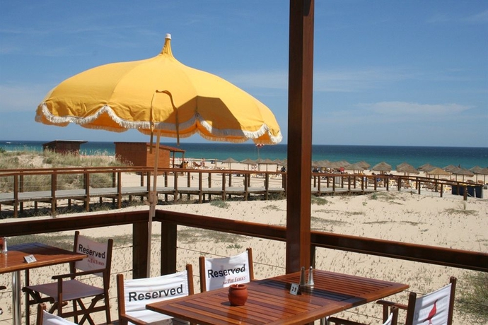 Imagen de los exteriores del Hotel Penina and Golf Resort. Foto 6