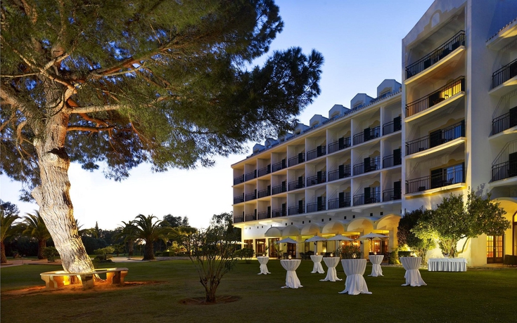 Imagen de los exteriores del Hotel Penina and Golf Resort. Foto 7
