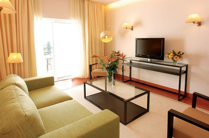 Imagen de los interiores del Hotel Penina and Golf Resort. Foto 11